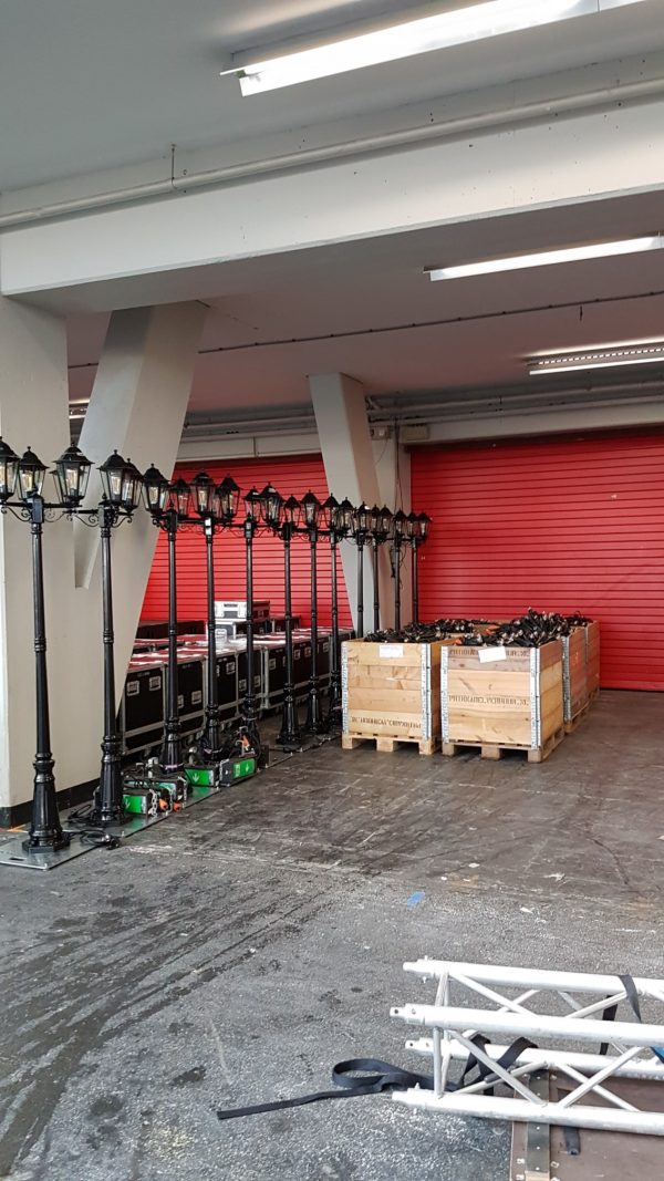 Lantaarn met 3 Arms 230 cm hoog zwart - Afbeelding 4